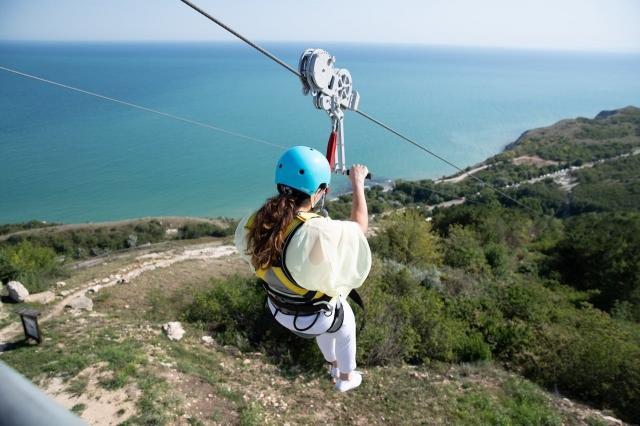 First Zipline Nerves: A Parent's Guide to Calm Thrills